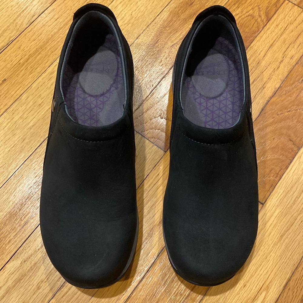 Dansko black suede lightweight clogs size 37
